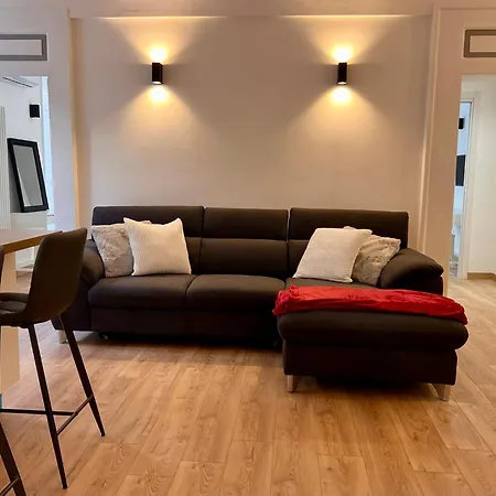 Apartment Hely's House Naples
