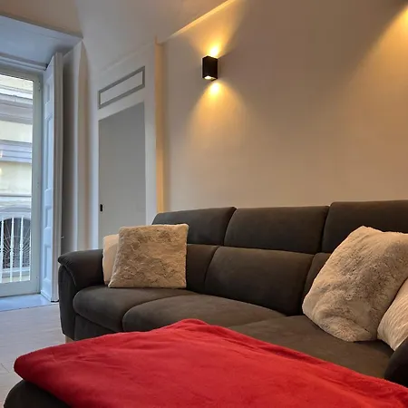 Apartment Hely's House *